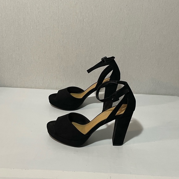 Chinese Laundry Shoes - Chinese Laundry Black Suede Platform Block Heel Sandals, size 8/38.5